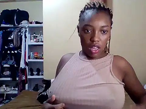 Zara Twilight online show from 01-10-26, 10:27