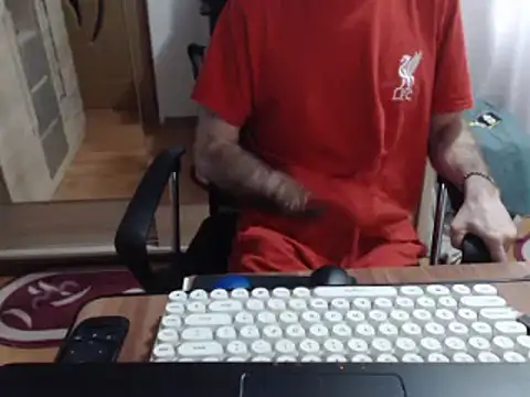 uncutguy01 online show from 03-16-25, 08:54