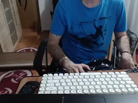 uncutguy01 online show from 03-20-25, 05:13