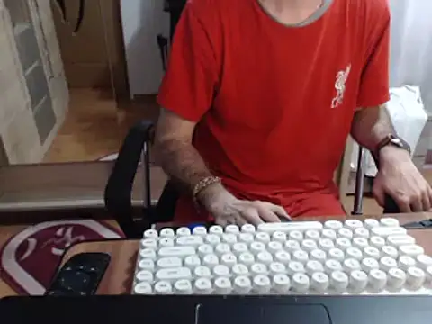 uncutguy01 online show from 03-12-25, 05:35