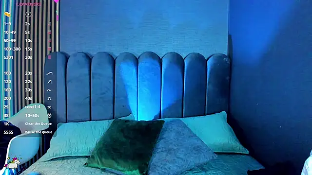 Nicolette ks  online show from 12-16-25, 03:55