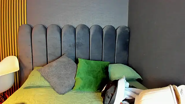 Nicolette ks  online show from 01-10-26, 05:03