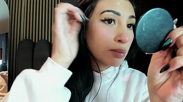 Nicolette ks  online show from 06-16-26, 05:18