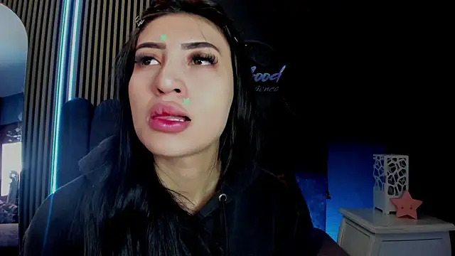 Nicolette ks  online show from 06-26-26, 05:02