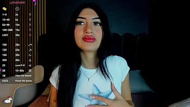 Nicolette ks  online show from 02-06-26, 06:09