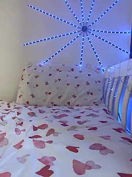 Nancy-Pink online show from 11-08-25, 12:42