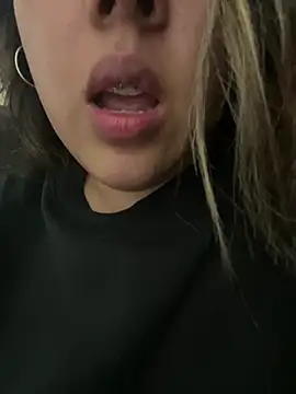 LinaBrowm online show from 01-15-26, 04:10