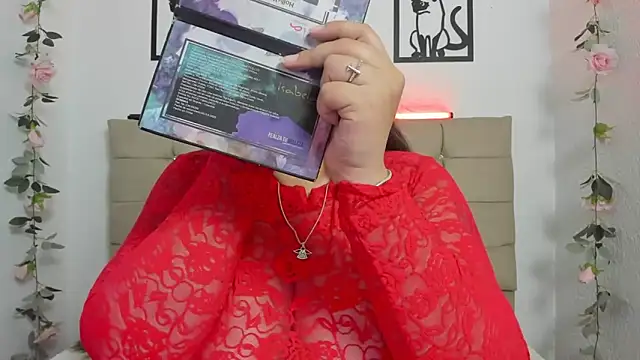 LinaBrowm online show from 04-15-26, 03:38