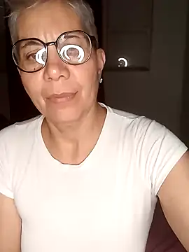 Snapshot of luz_bella chatting on 01-03-25, 02:21 luz bella online show from 01-03-25, 02:21