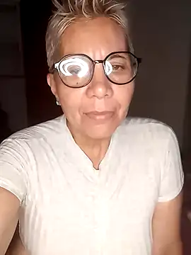 Snapshot of luz_bella chatting on 01-09-25, 03:15 luz bella online show from 01-09-25, 03:15