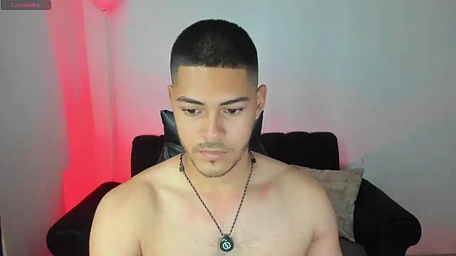 Snapshot of Iamdylan777 chatting on 06-04-26, 11:15 Iamdylan777 online show from 06-04-26, 11:15