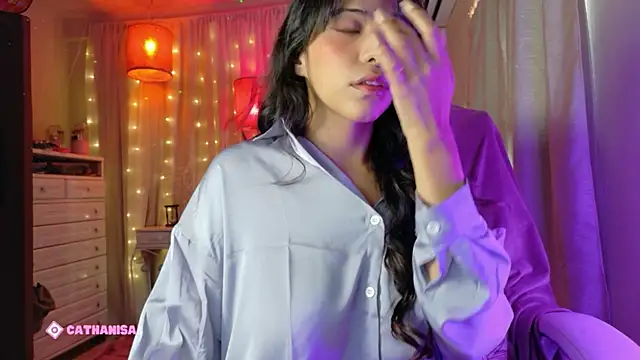 AllisonCatUwU online show from 10-22-25, 04:06