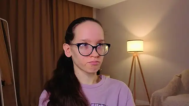 Snapshot of BettyBrowni chatting on 01-18-26, 04:10 BettyBrowni online show from 01-18-26, 04:10