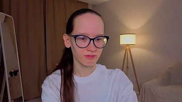 Snapshot of BettyBrowni chatting on 03-12-26, 04:11 BettyBrowni online show from 03-12-26, 04:11