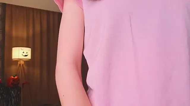 BettyBrowni online show from 11-19-25, 04:07