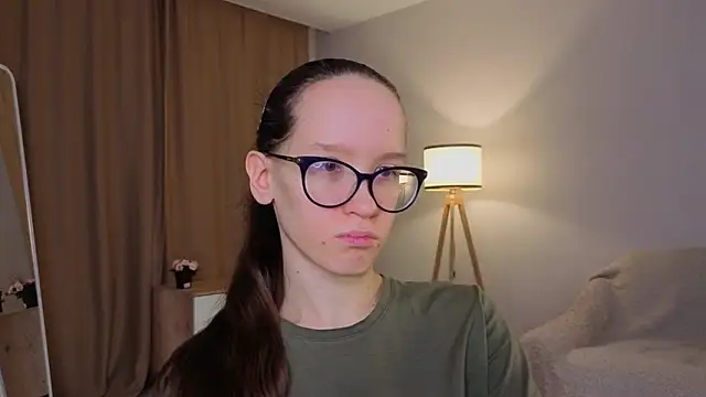 Snapshot of BettyBrowni chatting on 02-07-26, 04:04 BettyBrowni online show from 02-07-26, 04:04