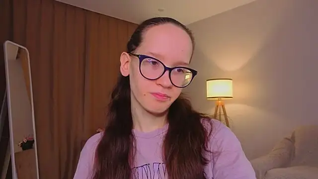Snapshot of BettyBrowni chatting on 03-23-26, 04:07 BettyBrowni online show from 03-23-26, 04:07