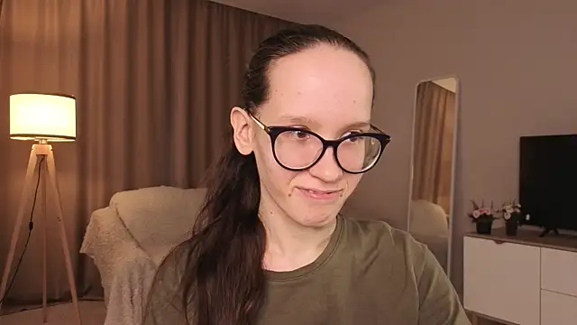 Snapshot of BettyBrowni chatting on 04-25-26, 04:15 BettyBrowni online show from 04-25-26, 04:15