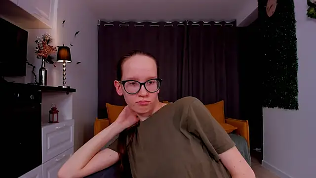 BettyBrowni online show from 03-07-25, 01:20
