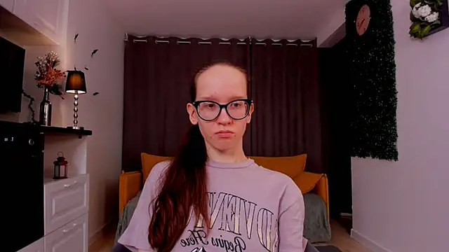 BettyBrowni online show from 03-05-25, 01:21