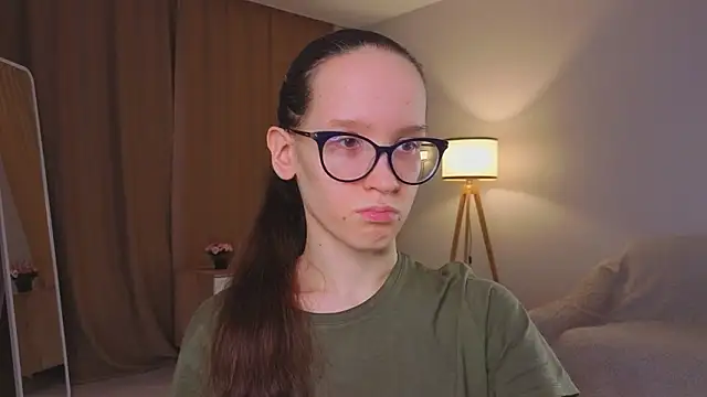 Snapshot of BettyBrowni chatting on 02-28-26, 04:06 BettyBrowni online show from 02-28-26, 04:06