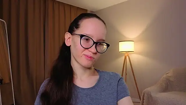 BettyBrowni online show from 01-12-26, 04:03