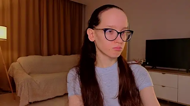 Snapshot of BettyBrowni chatting on 04-05-26, 04:02 BettyBrowni online show from 04-05-26, 04:02