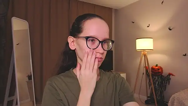 BettyBrowni online show from 12-05-25, 04:05