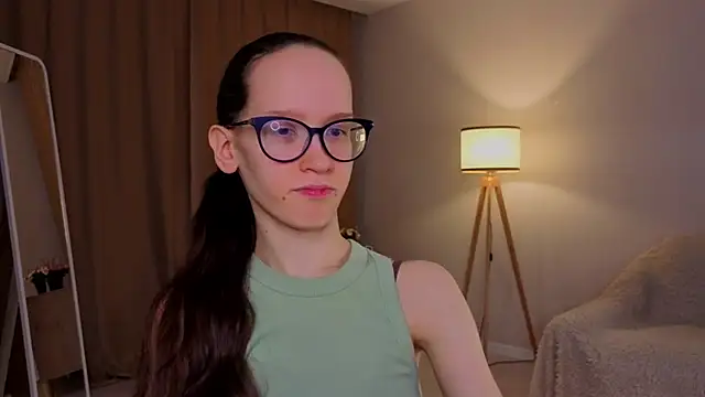 Snapshot of BettyBrowni chatting on 03-10-26, 04:11 BettyBrowni online show from 03-10-26, 04:11