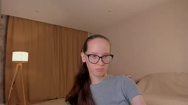 BettyBrowni online show from 10-28-25, 04:28