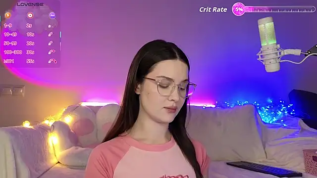 AokiAnna online show from 11-20-25, 06:36