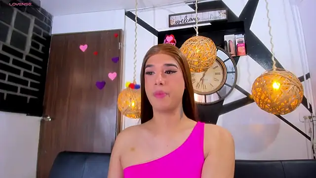 victoria aleia  online show from 06-24-26, 10:18