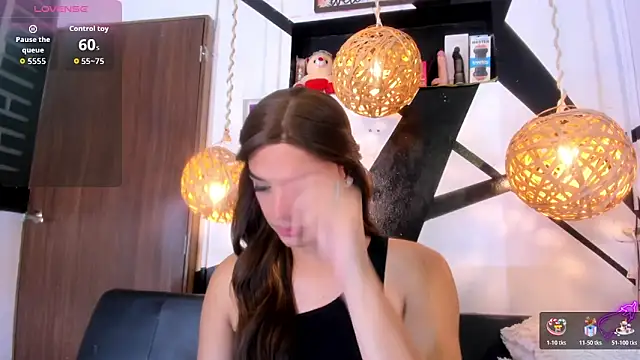 victoria aleia  online show from 01-14-26, 11:30