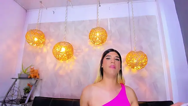 Snapshot of victoria_aleia_ chatting on 02-24-25, 01:46 victoria aleia online show from 02-24-25, 01:46