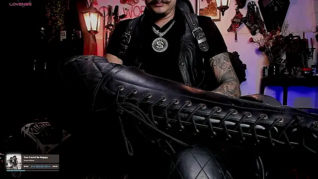 Snapshot of allanhurtss chatting on 02-10-26, 08:19 allanhurtss online show from 02-10-26, 08:19