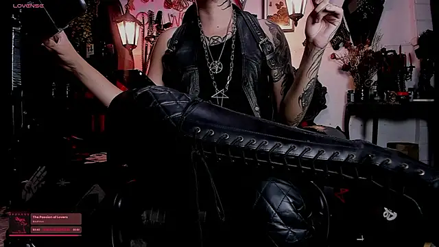 Snapshot of allanhurtss chatting on 02-11-26, 06:19 allanhurtss online show from 02-11-26, 06:19