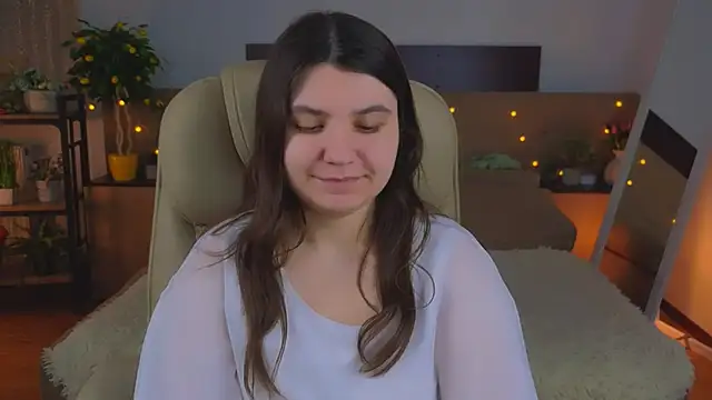 Viola  Shy online show from 05-13-26, 09:00