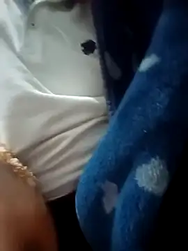 Snapshot of fullyhardy chatting on 12-24-24, 06:17 fullyhardy online show from 12-24-24, 06:17