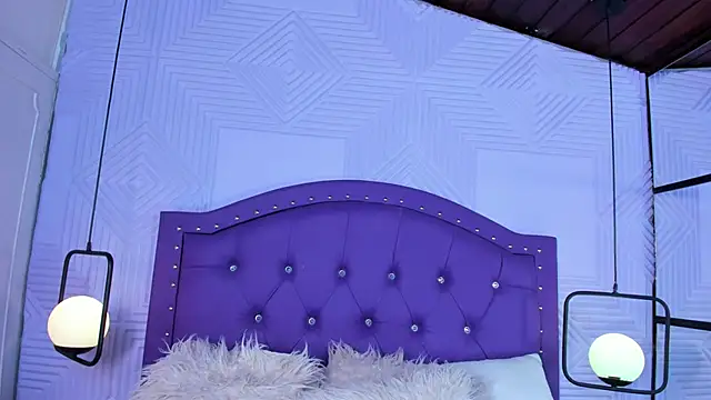 sarah banks1 online show from 02-06-26, 03:02