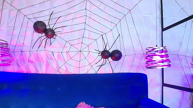 sarah banks1 online show from 12-15-25, 03:23