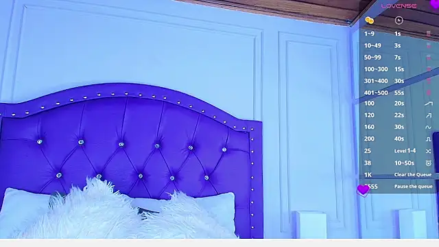 sarah banks1 online show from 03-25-26, 03:17