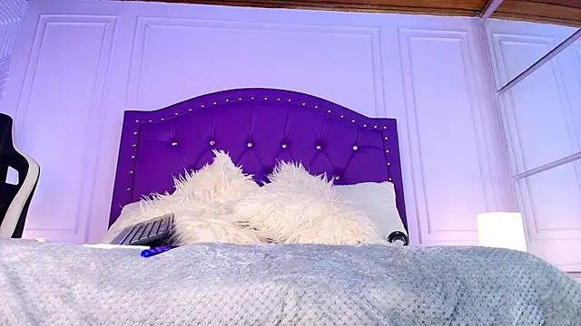 sarah banks1 online show from 03-03-26, 03:13