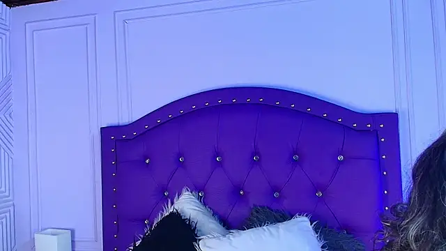 Snapshot of sarah_banks1 chatting on 07-02-26, 11:05 sarah banks1 online show from 07-02-26, 11:05