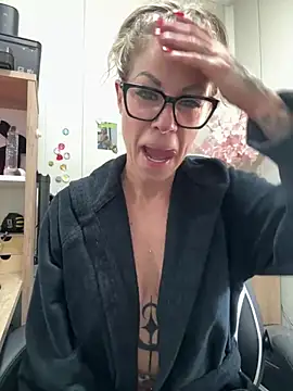 Tatjana Sue online show from 03-19-25, 10:55