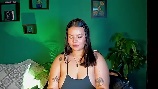 Anne Babb online show from 09-23-25, 01:12