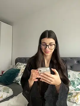 Wildberry  online show from 03-15-26, 08:32