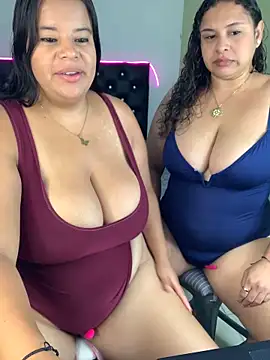 Snapshot of twocurvylatins chatting on 05-24-26, 09:42 twocurvylatins online show from 05-24-26, 09:42