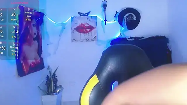 Charlotte mh online show from 10-14-25, 12:50