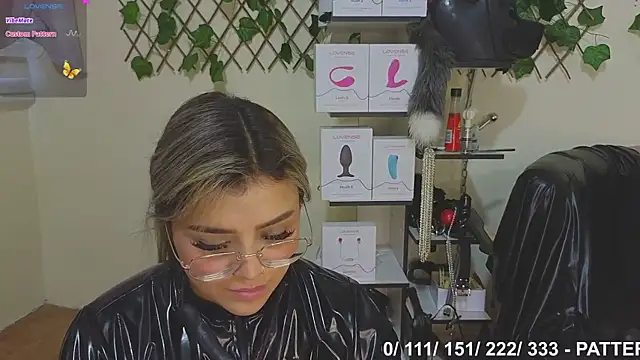 Sweett Mollyy online show from 03-02-25, 11:06