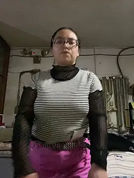 Lucrecia 33 online show from 03-03-26, 03:57